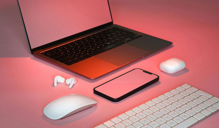 Personalized Bundling