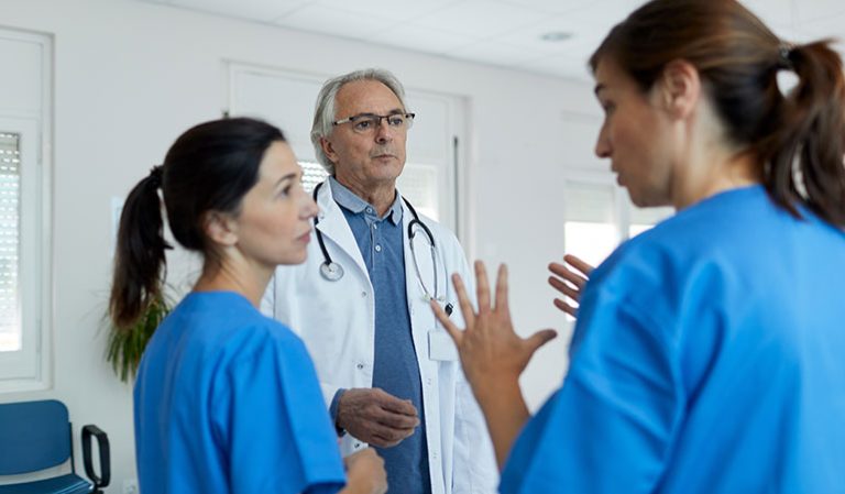 AI-Guided XR for Surgical Simulation & Skill Assessment