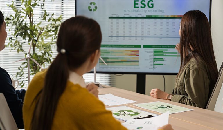 Carbon Emission Tracking & Reduction AI