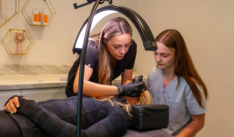 AI Skin Analysis & Product Recommendation